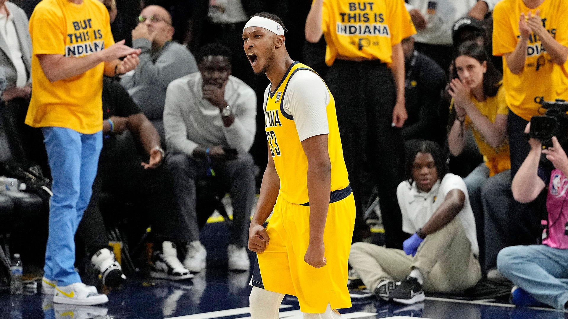 Turning Point: Pacers' big men come up huge in 4th quarter of Game 3